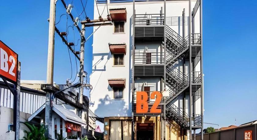 B2 Chiang Rai Night Bazaar Boutique & Budget Hotel Bagian luar foto